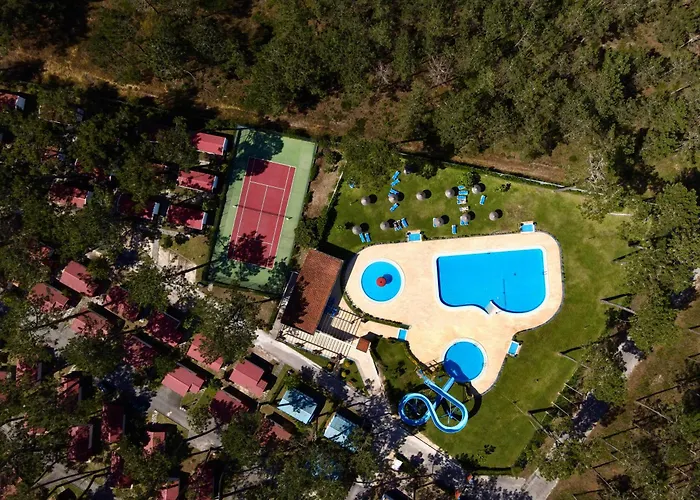 Parque De Campismo Orbitur 5* 圣佩罗德姆