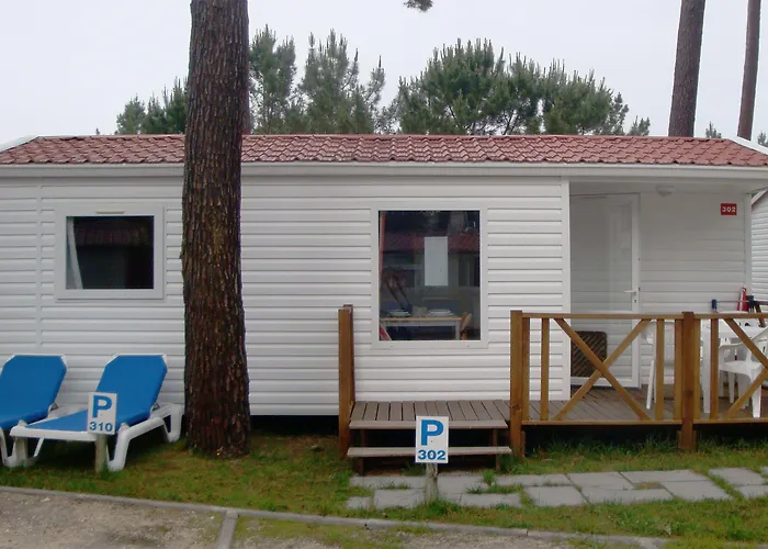 营地 Parque De Campismo Orbitur 圣佩罗德姆