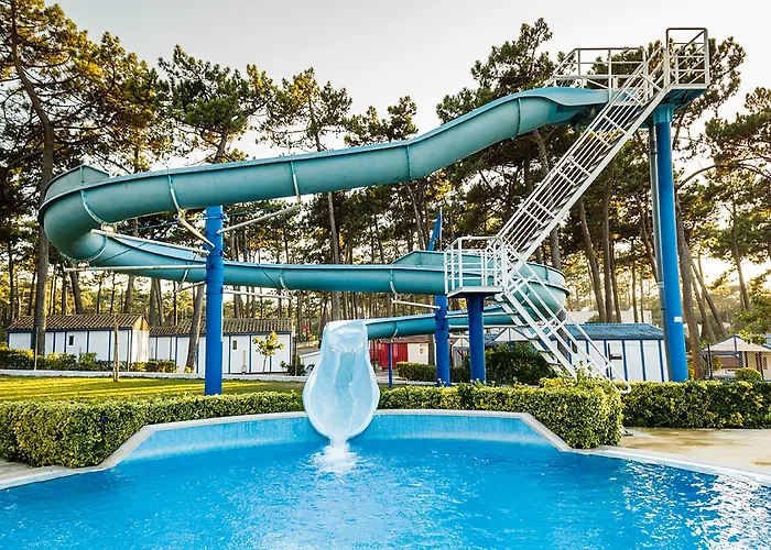 营地 Parque De Campismo Orbitur 5*