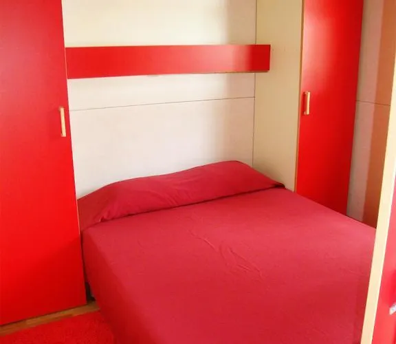 Parque De Campismo Orbitur 5* 圣佩罗德姆