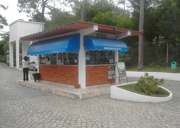 Parque De Campismo Orbitur 圣佩罗德姆