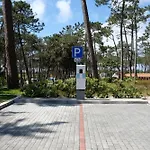 Parque De Campismo Orbitur Campsite