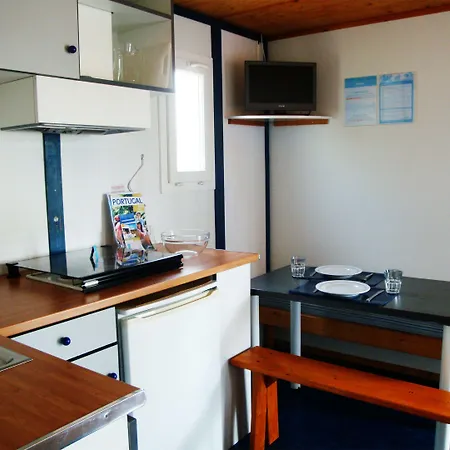 Parque De Campismo Orbitur Campeggio 5*