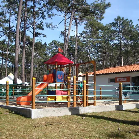 Parque De Campismo Orbitur Kamp alanı