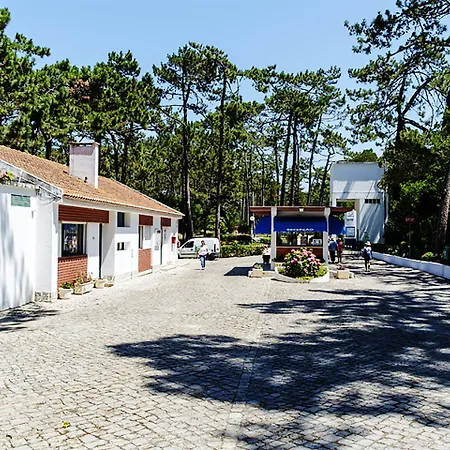 Kamp alanı Parque De Campismo Orbitur São Pedro de Muel