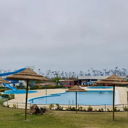 营地 Parque De Campismo Orbitur 圣佩罗德姆
