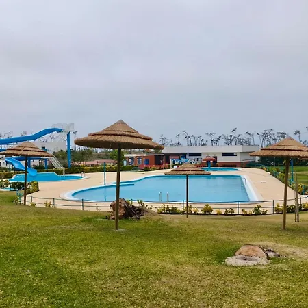 Parque De Campismo Orbitur 圣佩罗德姆