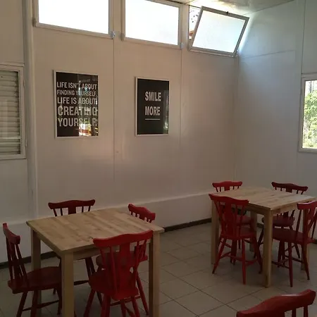 Parque De Campismo Orbitur Campsite