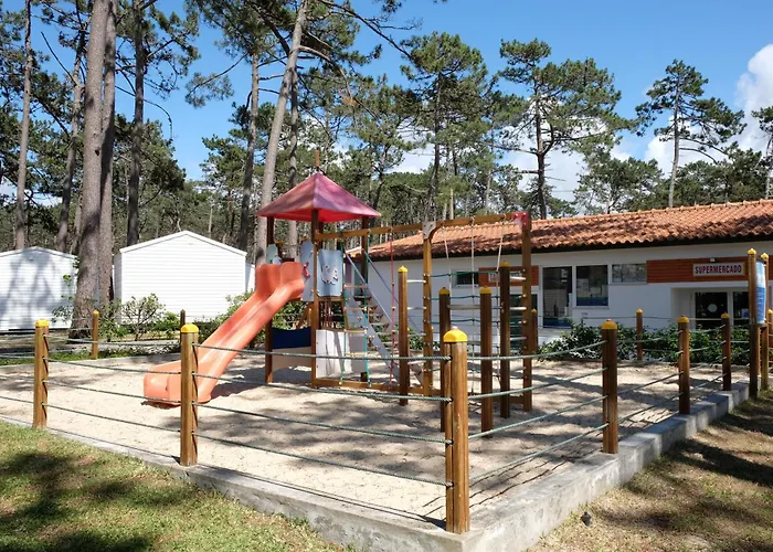 Camping Parque De Campismo Orbitur
