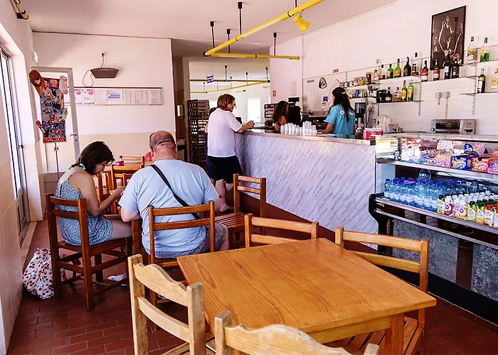 Camping Parque De Campismo Orbitur